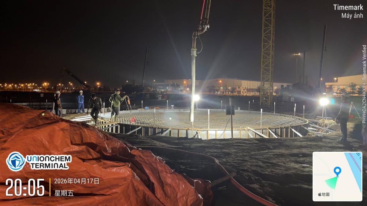 第一座儲槽基礎水泥澆灌